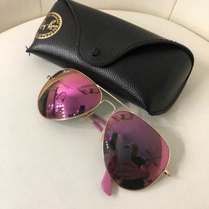 Ray-Bans  / pink